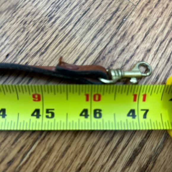 Vintage 90’s Liz Claiborne Pebbled Leather Zip Around Crossbody - Picture 16 of 16